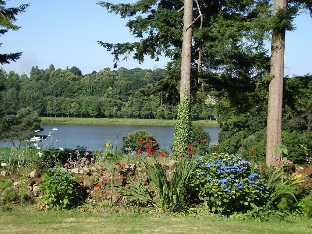 Holiday home Hameau Kerhotten Langoelan