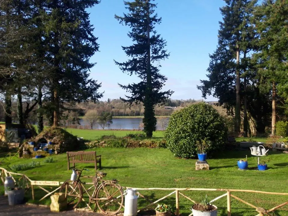 Hameau Kerhotten Langoelan بيت للعطل