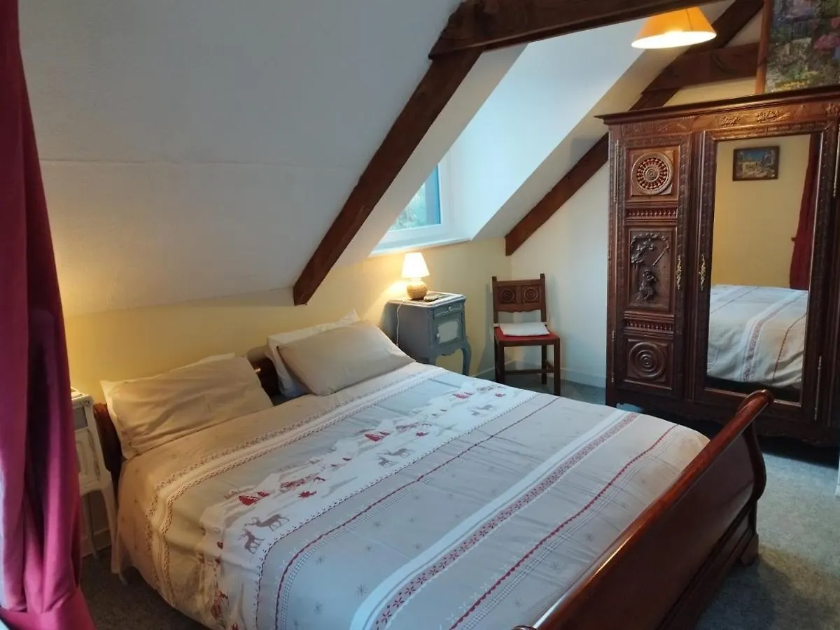Holiday home Hameau Kerhotten Langoelan France